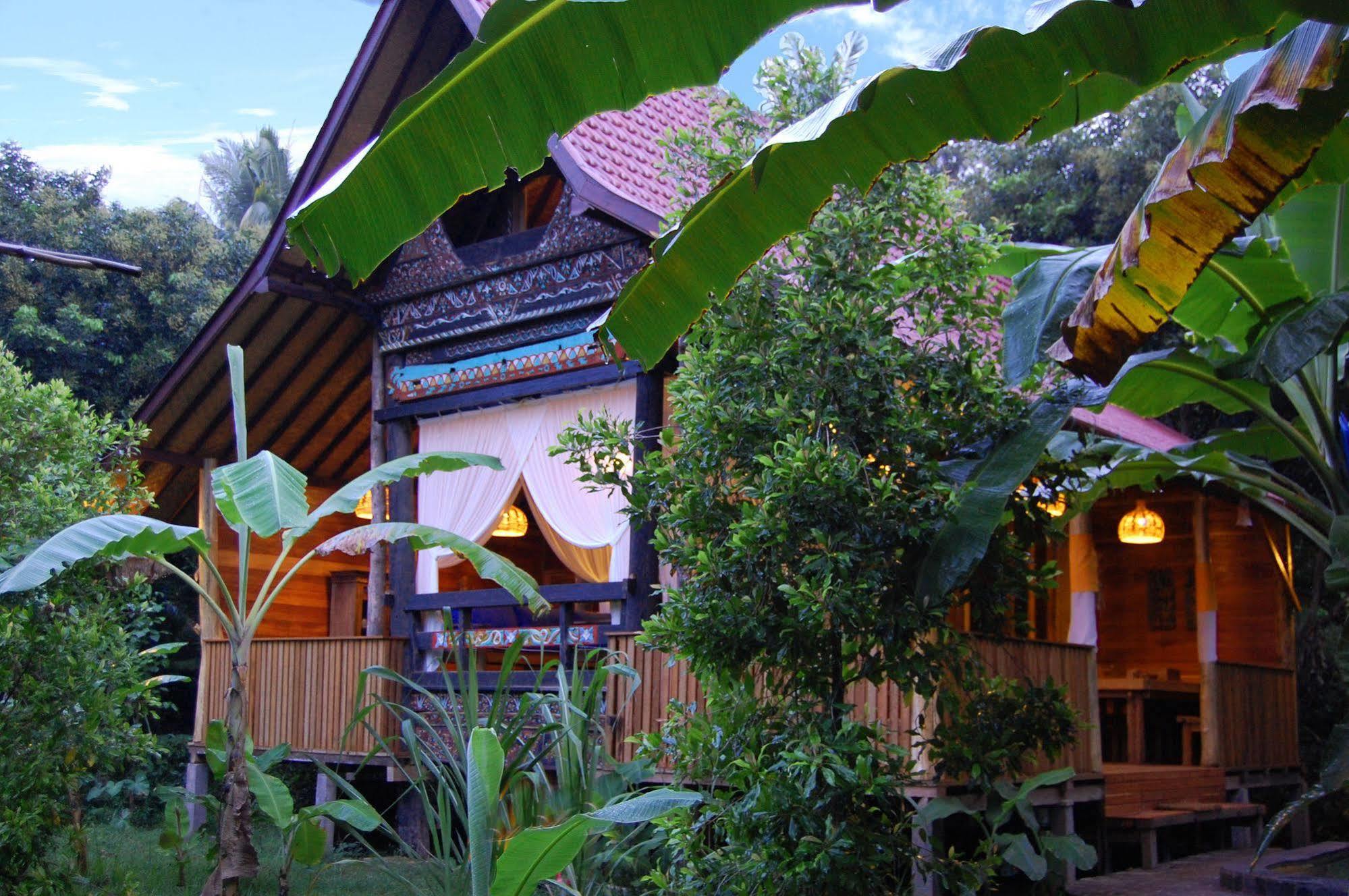 Indo Rumah Zengarden Pabean Buleleng Exterior foto
